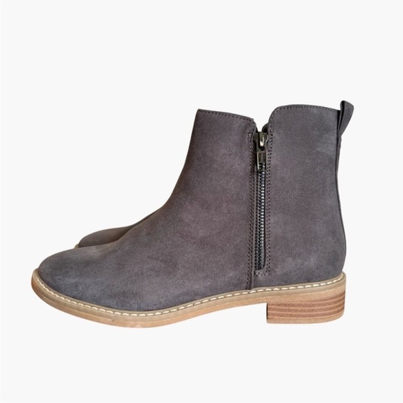 Women's Brenna Boots - Universal
Thread ™ nwt - Picture 2 of 5